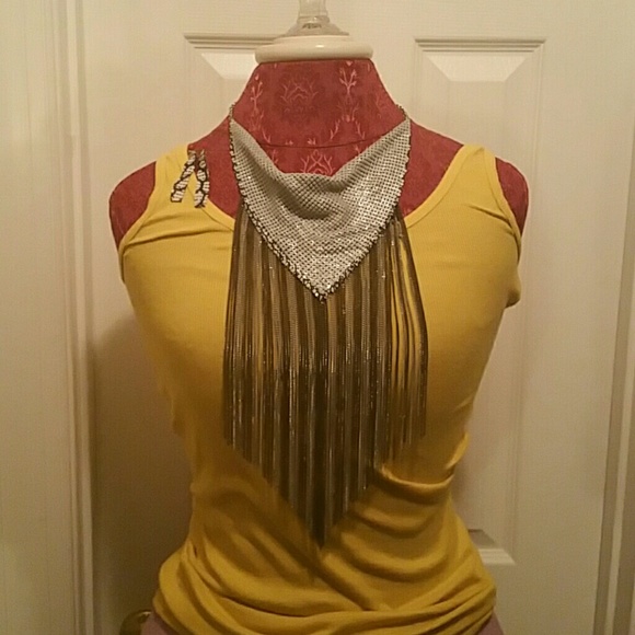 Jewelry - Picture 2 of 4